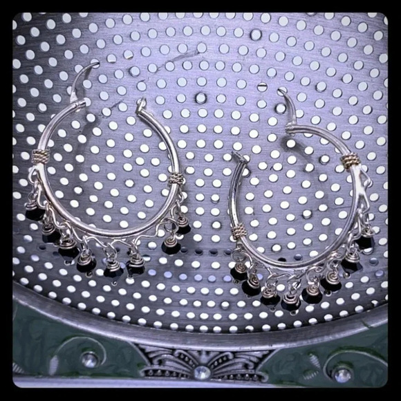 Sterling Silver hoops with‎ black dangle beads - Picture 2 of 5